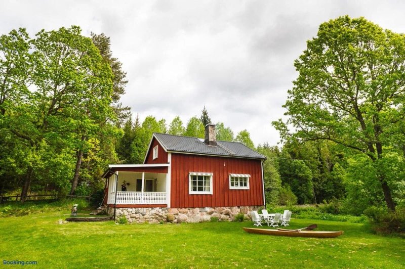 Nommen Fishing Cottage