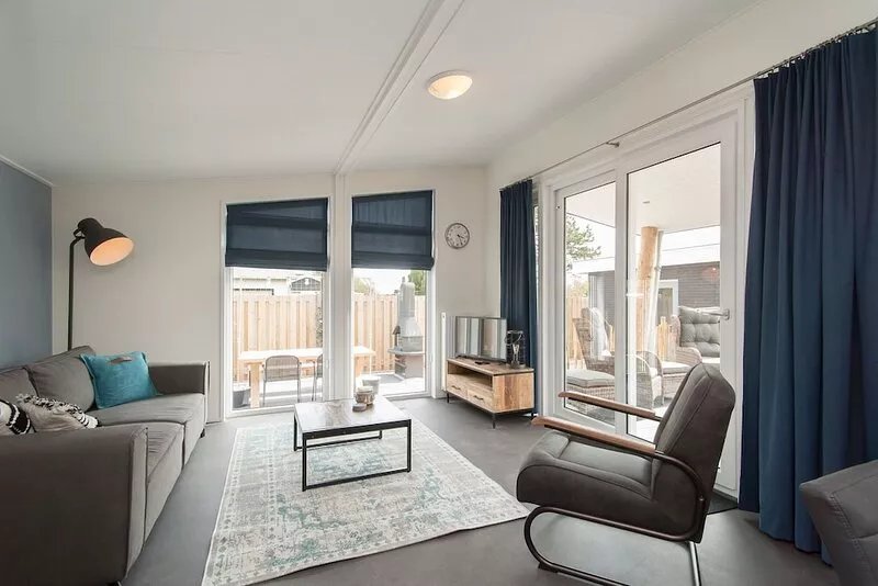 Modern chalet in Noordwijk with garden