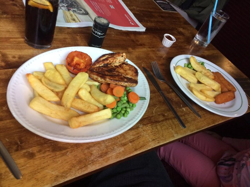 Heatons Bridge Inn