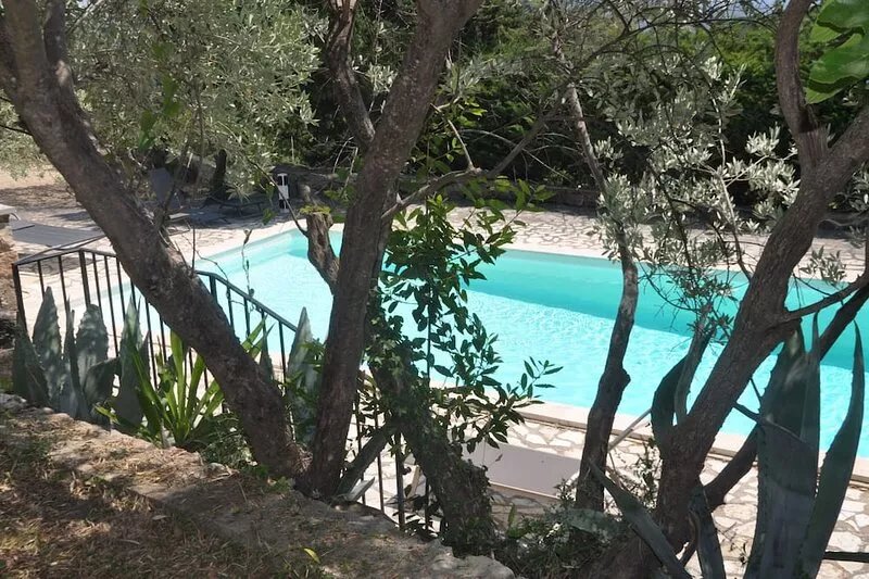 4 Bed 4 Bath Provencal Hillside Villa nr Medieval Village / Heated Pool/ air