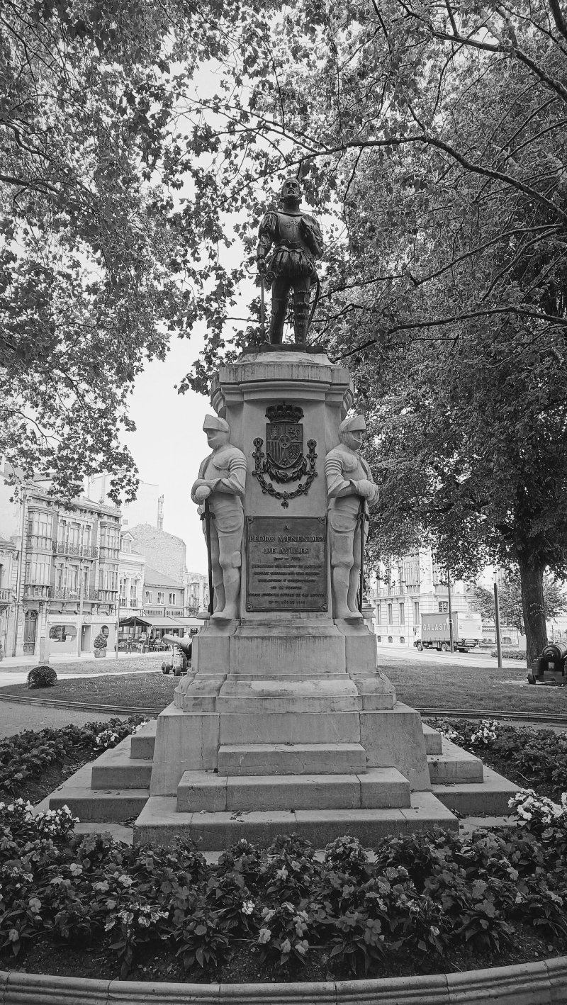 Escultura <pedro Menendez De Aviles>