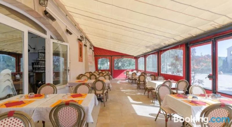 Pont Royal en Provence S4/5 Sel