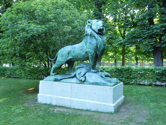 La Statue Lion de Nubie et sa Proie