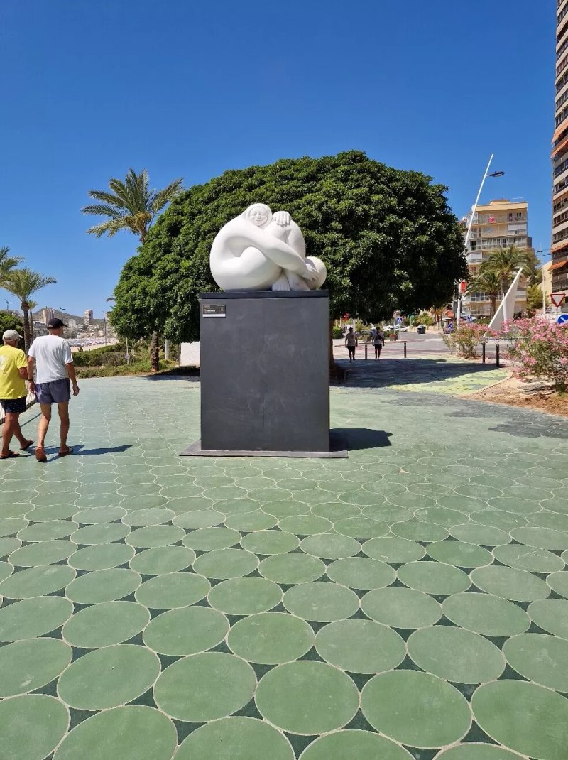Encanto Statue