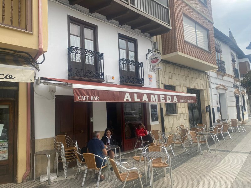 Bar Alameda