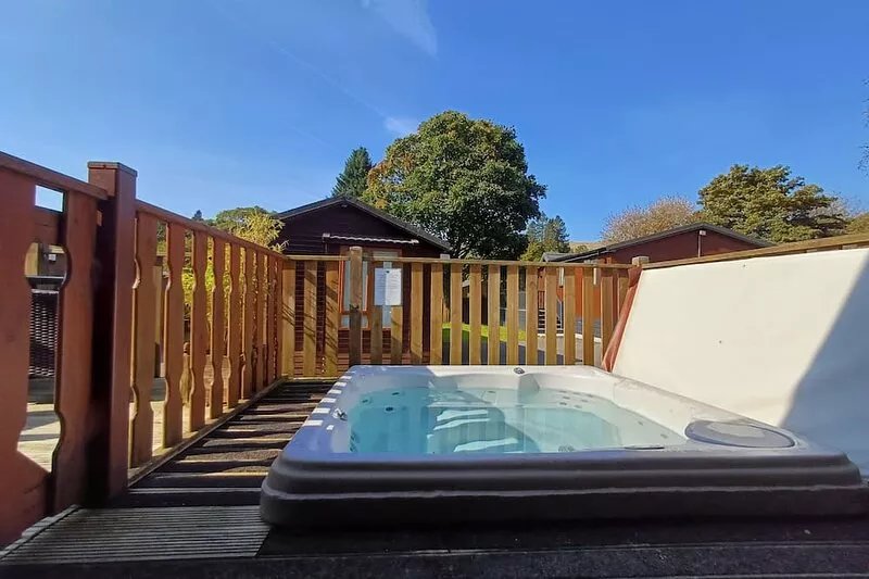 Bowness Lodge -  a holiday lodge that sleeps 4 guests  in 2 bedrooms