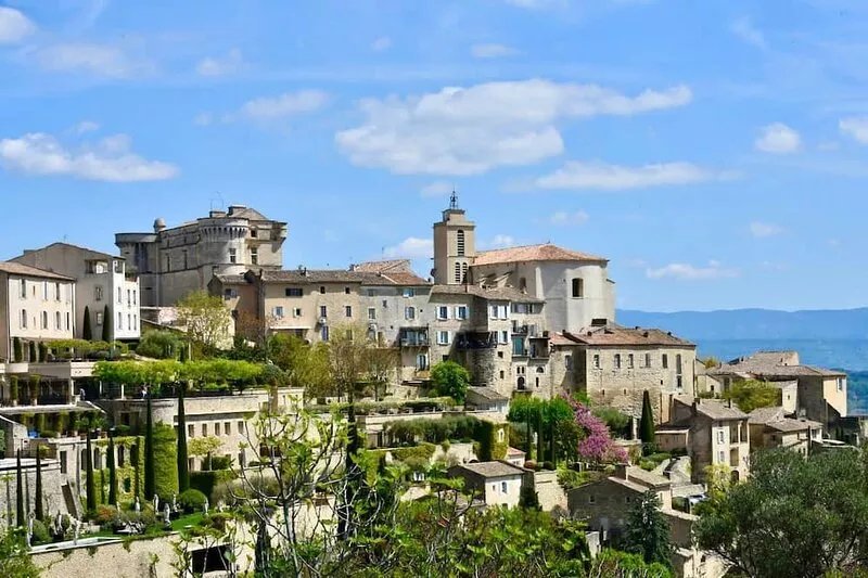 Nature, sport, well-being and culture stay in Provence