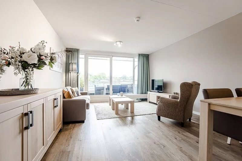 Spacious and luxurious first flloor apartment with balcony- Kaag  (13)