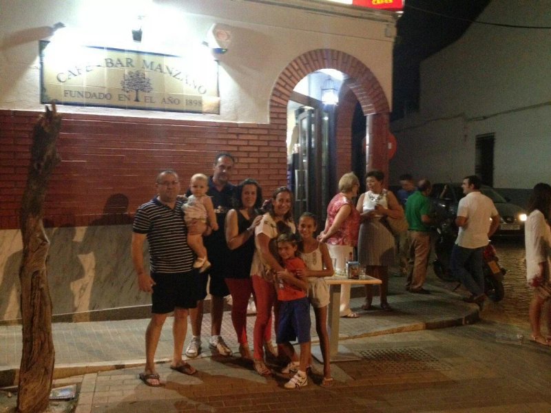 Cafe Bar Manzano