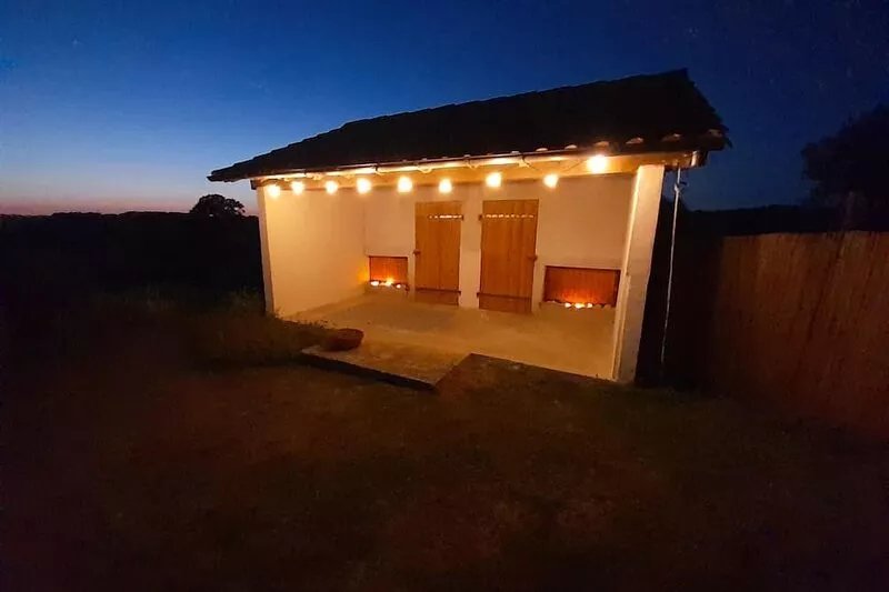 Cottage 'Vacation Rental' with Private Terrace, Private Garden and Wi-Fi