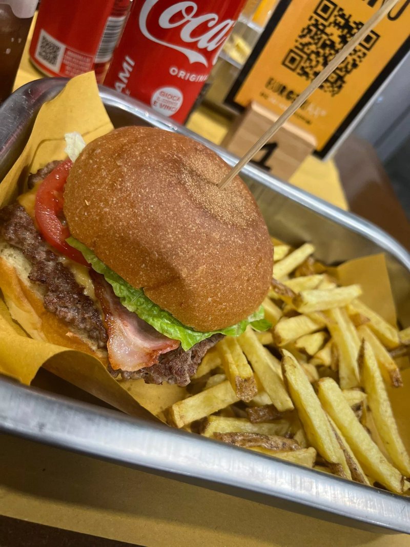 Burgeriaa - The Irreverent Street Food