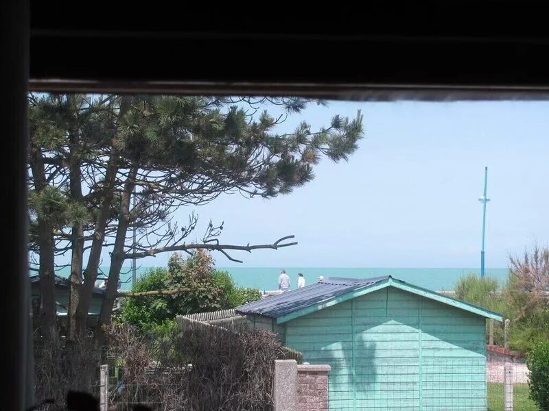 42 m² with terrace 50m from Pourville sur Mer beach