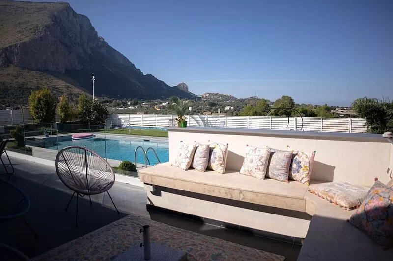 Villa Vincenzo - Villa with private pool for holidays in Sicily