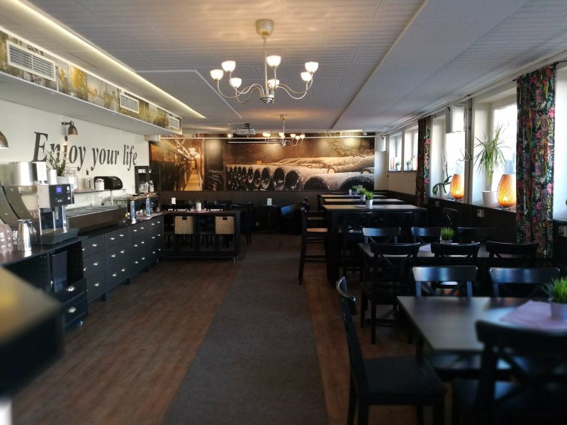 M.O.A:s Krog & cafe Tranas
