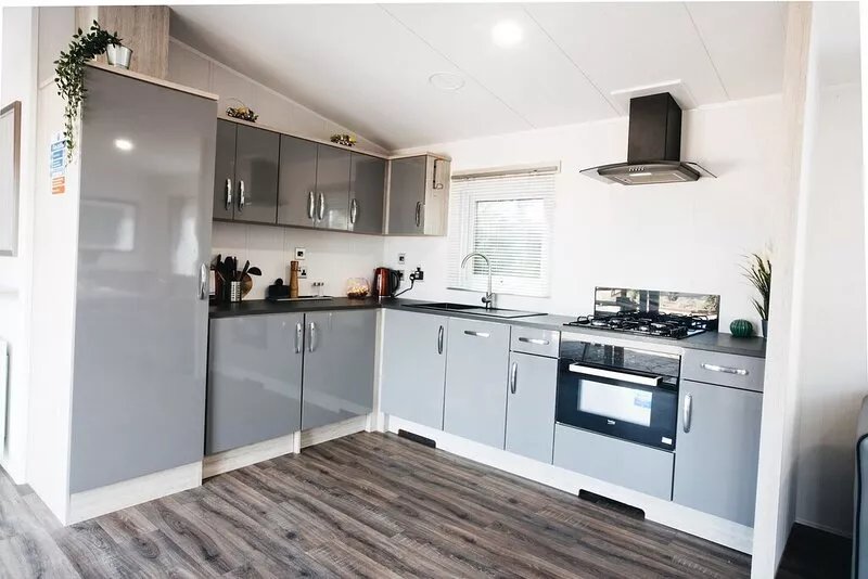 A superior lodge 2 that sleeps 6 guests  in 2 bedrooms