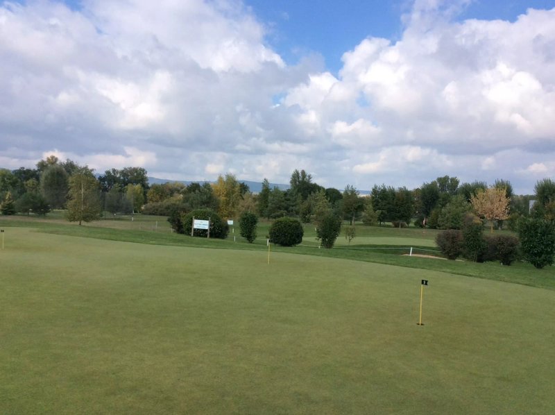 Le Bistro Du Golf