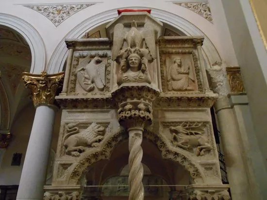 Cattedrale di Santa Maria Maggiore di Teggiano