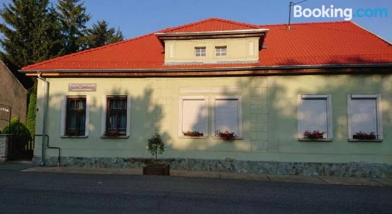 Szentkut Patak Szallo