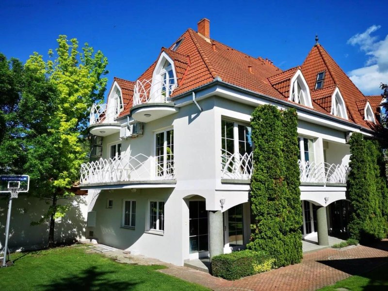 Gyorfi Apartmanhaz Zamardi