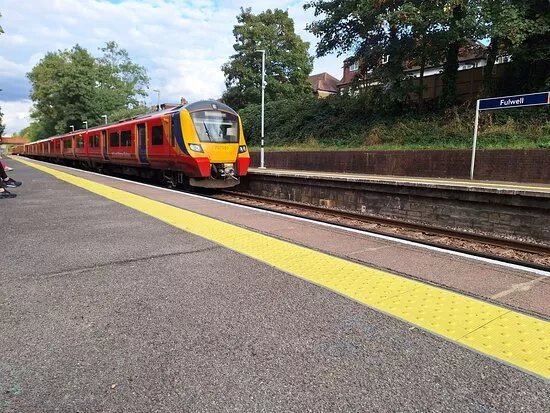 Fulwell Station