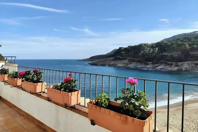 Tamariu Platja · Penthouse on Passeig del Mar.