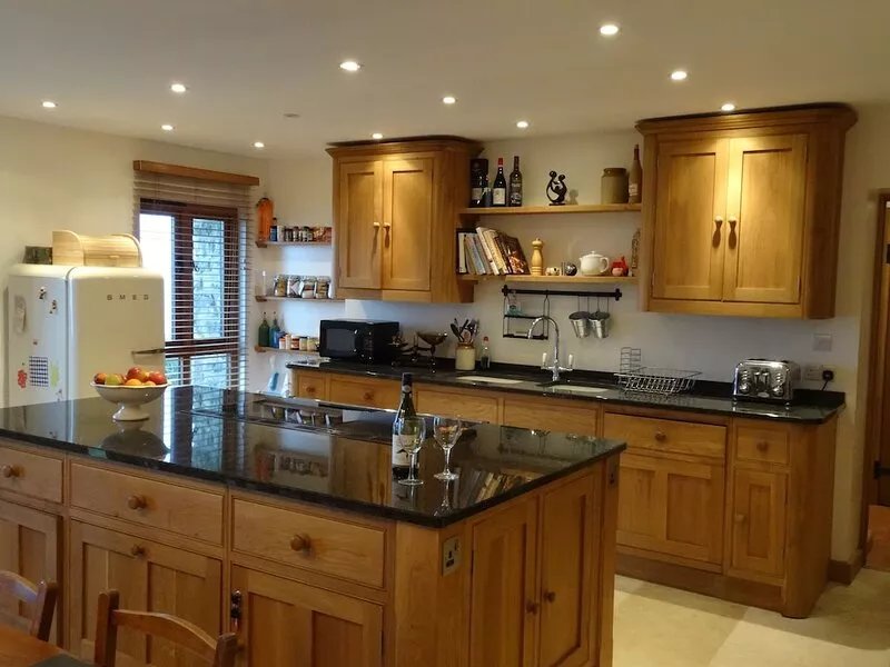Stylishly Converted Barn nr Llanwrtyd Wells, sleeps up to 10, spectacular views