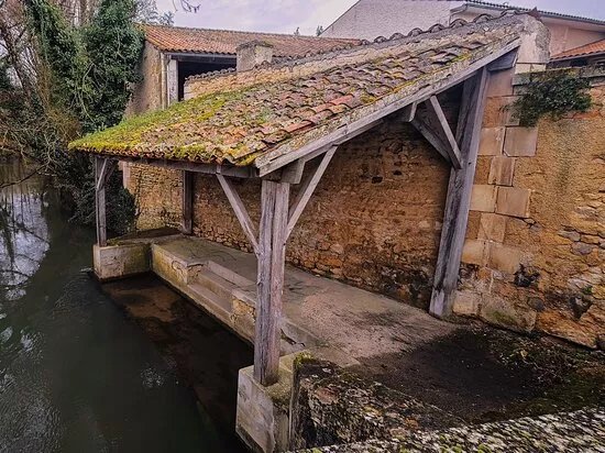 Decouvrir Migne-auxances, Le Lavoir