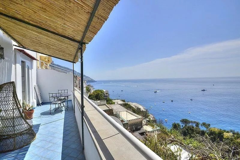 Villa Batticuore is an elegant and welcoming independent house located in the c