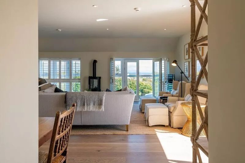 The Nest at The White Eagle - A lovely apartment in Rhoscolyn