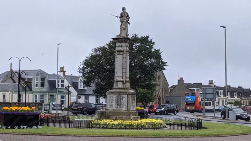 Saltcoats War Memorial