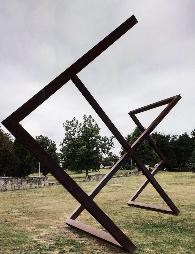 Escultura <Confluencia>