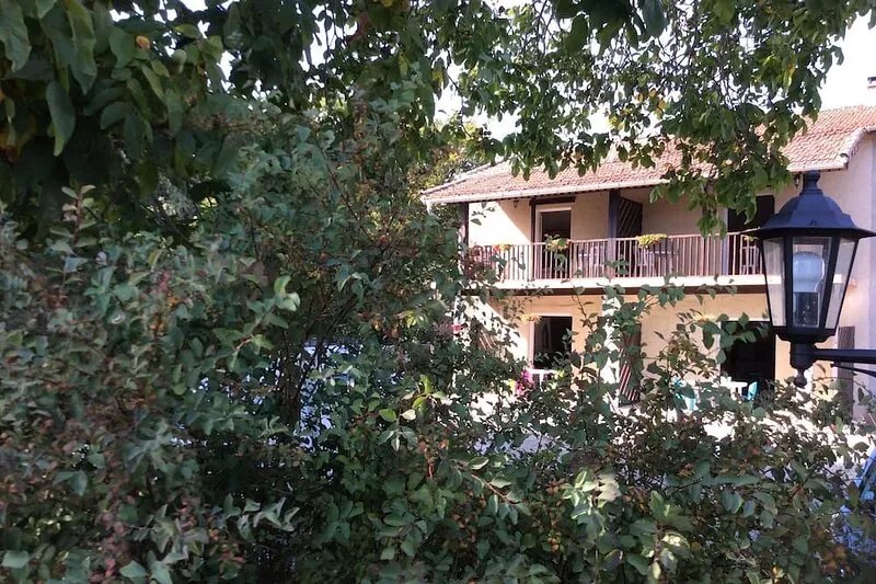 Impeccable and comfortable cottage, warm welcome between mountains and castles