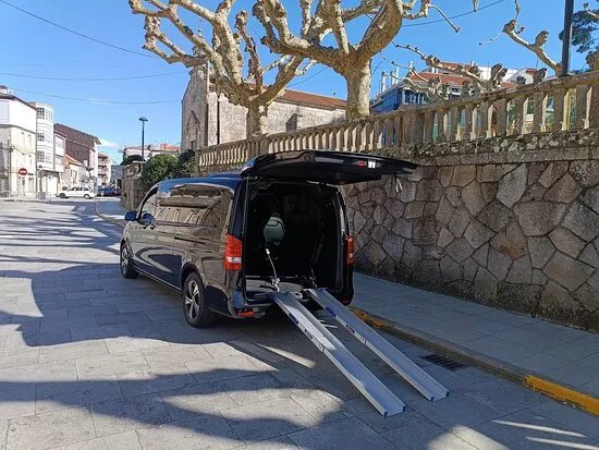 Taxi Rianxo 8 Plazas Adaptado Pmr