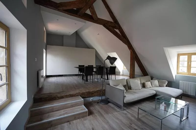 Large apartment in annecy lake center