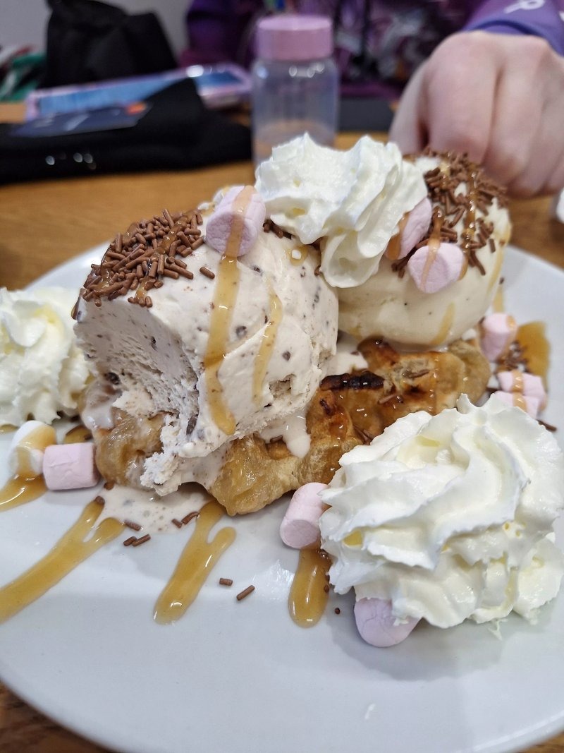 Blondin's Ice Cream Parlour