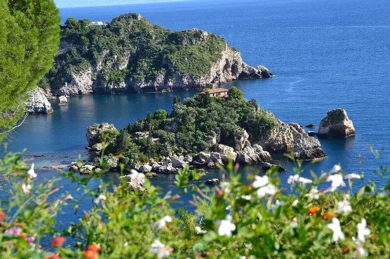 In Taormina with a breathtaking view and lots of tranquility.