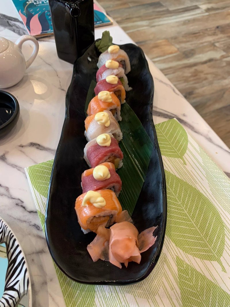 Say Please Sushi Bar