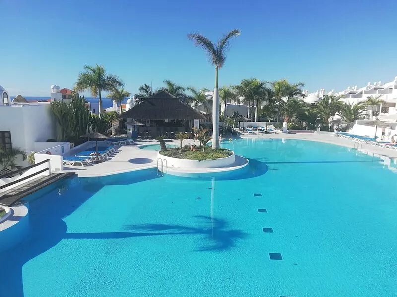 Apartment in a superb complex with 3 swimming pools, bar, Wifi near the sea