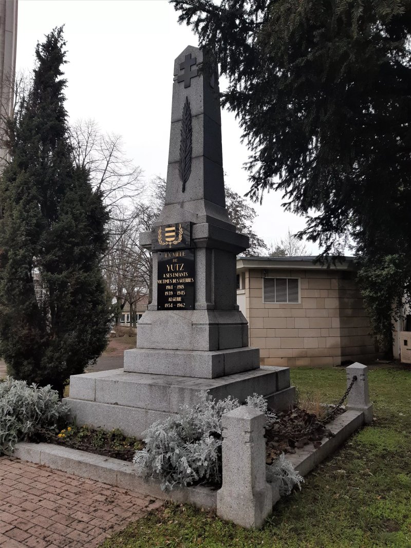 Monument Communal a' Yutz
