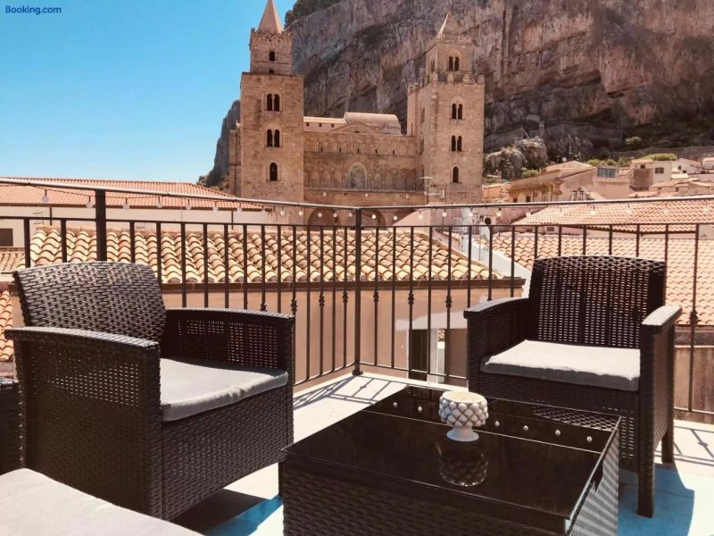 Duomo Apartments Cefalu