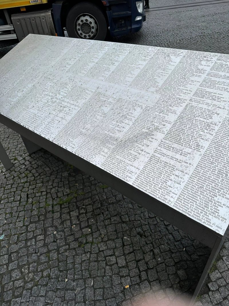 Mahnmal zur Erinnerung an die Deportation der ostwestfalischen Juden