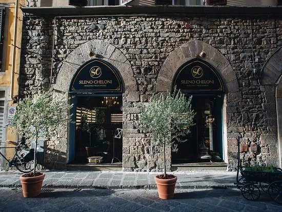 Profumoir Firenze - Maestro Profumiere Sileno Cheloni