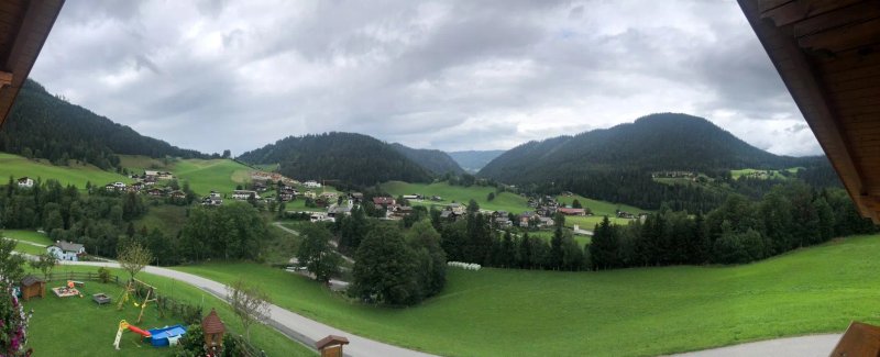 Familienbauernhof Montaning