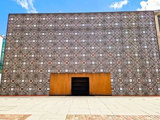 Memorial to the Victims of the Soviet Occupation "History Tactile"