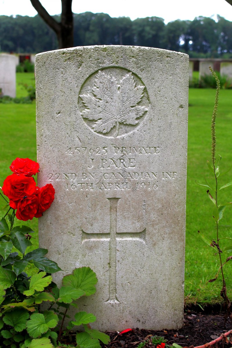 Elzenwalle Brassserie Cemetery