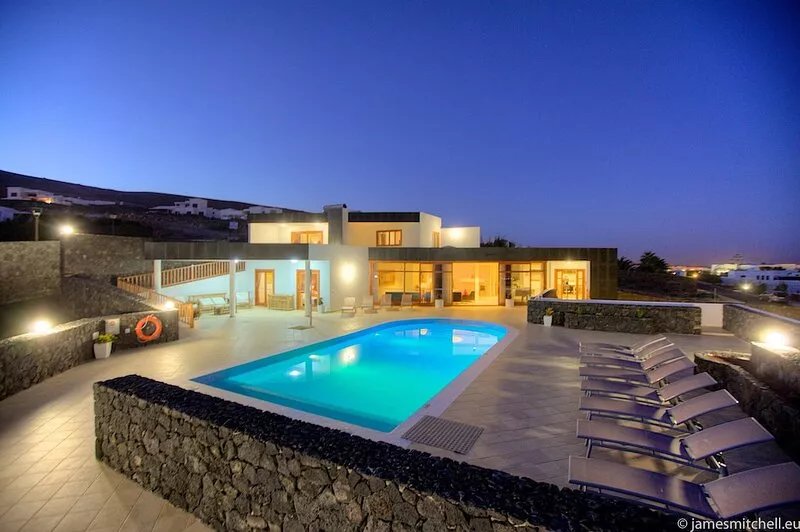 Villa and Annex with Heated, Salt Chlorinated Pool with Incredible Ocean Views