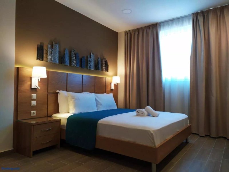 La Place De La Gare Suites