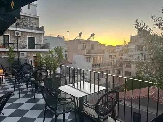 Moment Roof Bar