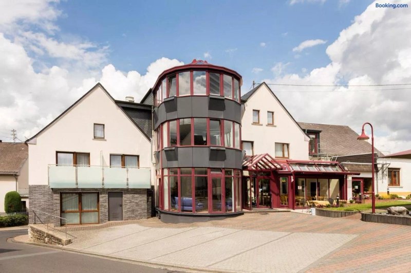Landhotel Wolf-Mertes