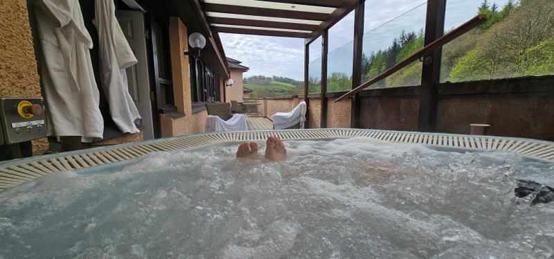 Cascades Health Spa & Fitness Club